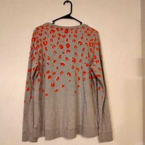 Crown & Ivy Sz L sweatshirt